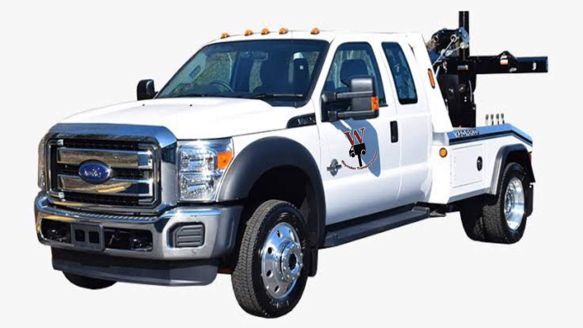 Ford towing Truck F450